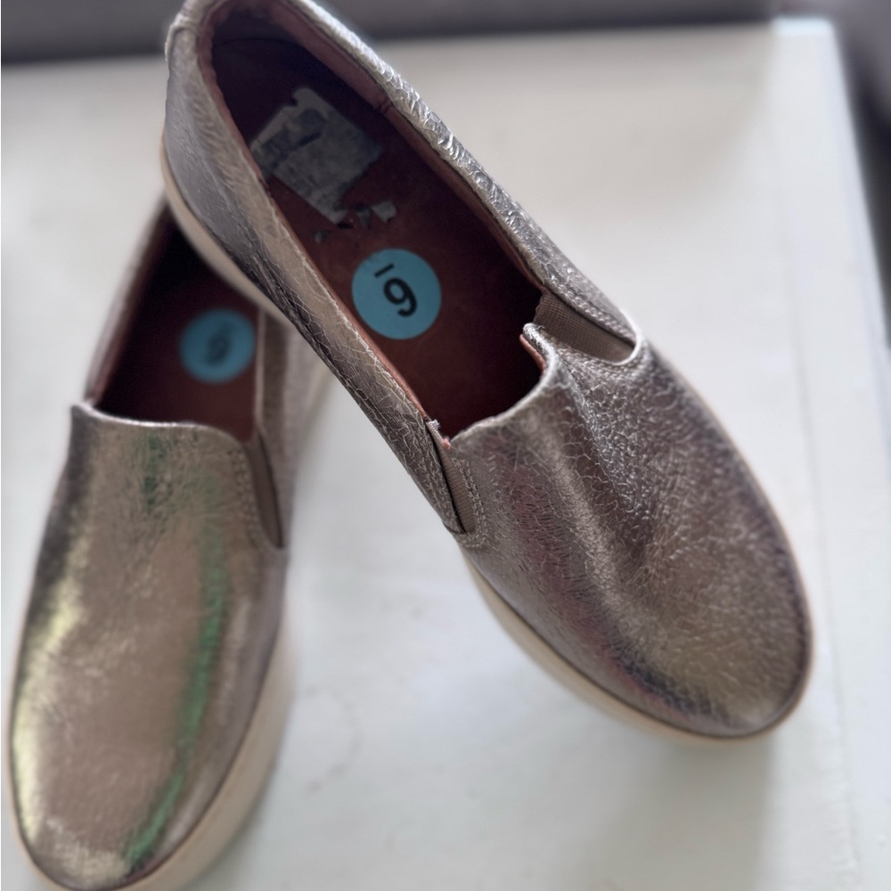 Frye Metallic Slip-On Shoes Preppy  School Office